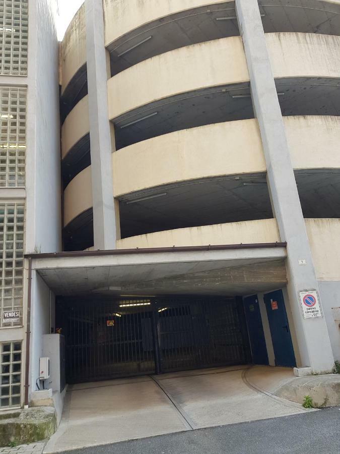 Vicolo Apartment, Pedestrian Centre, 2Bdr, 2,5 Bth, Aircondo, Private Parking, Easy To Train And Ferries, City Life La Spezia Zewnętrze zdjęcie