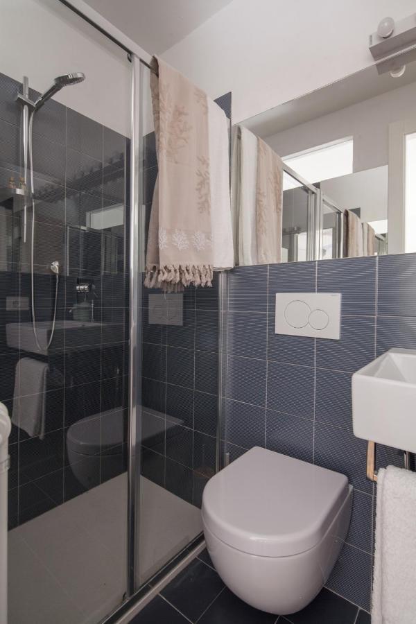 Vicolo Apartment, Pedestrian Centre, 2Bdr, 2,5 Bth, Aircondo, Private Parking, Easy To Train And Ferries, City Life La Spezia Zewnętrze zdjęcie